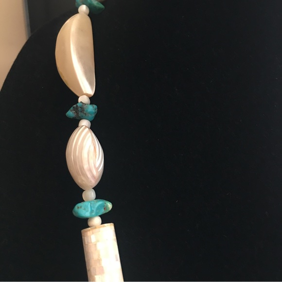Shell & Turquoise Necklace - Picture 5 of 16